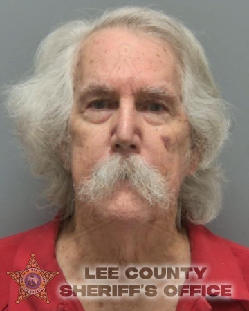Mugshot of MICHAEL HALE