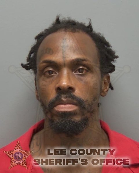 Mugshot of DONTE JARQUIL BANKS