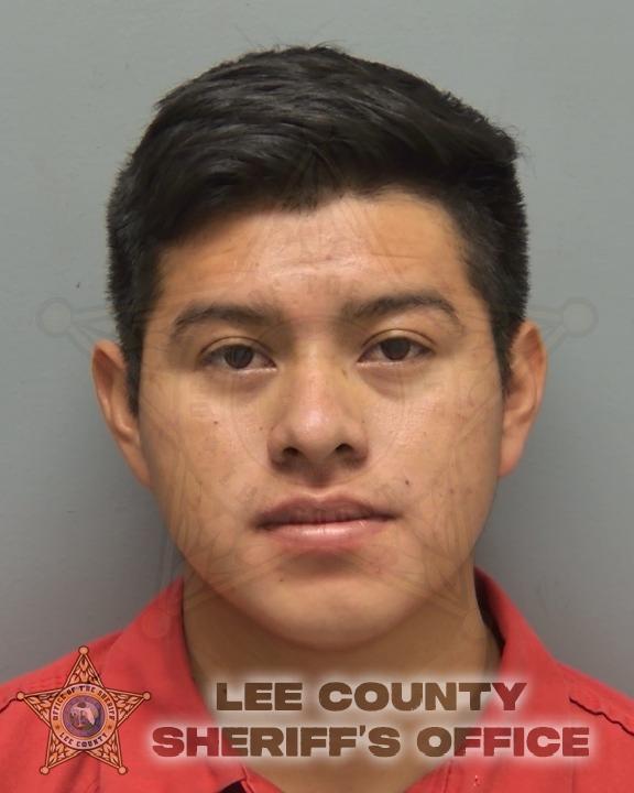 Mugshot of JUNIOR MICHAEL PEREZ PEREZ