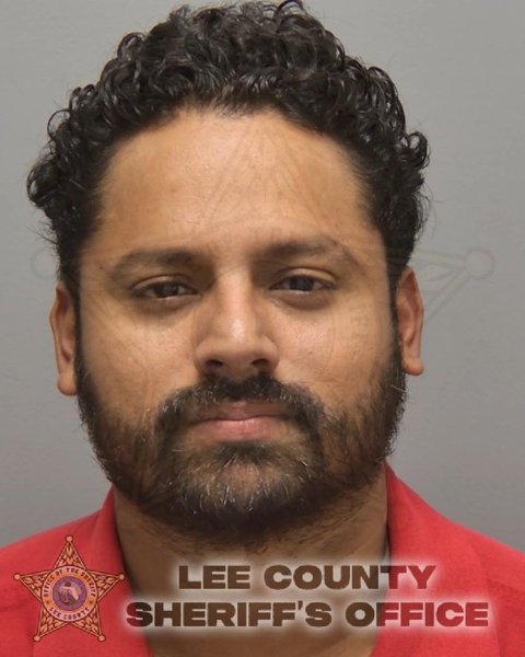 Mugshot of MANUEL ANDRES CARRIEL ARAUJO