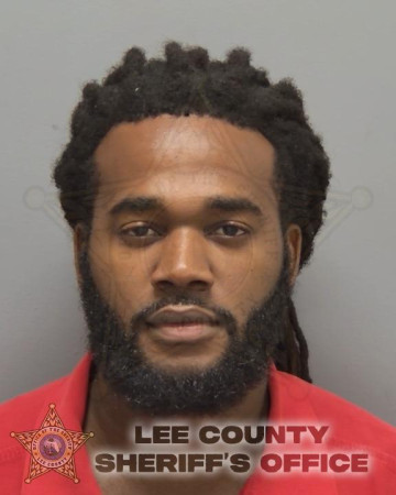 Mugshot of JONATHAN EMMANUEL LAMARRE