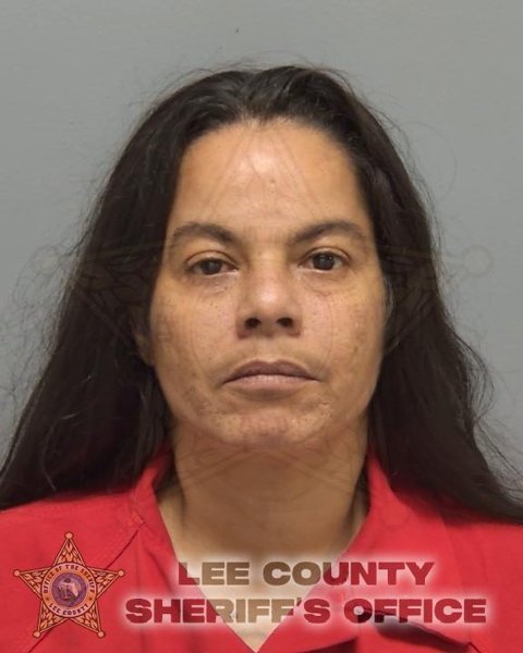 Mugshot of EMELY ESTER BELL
