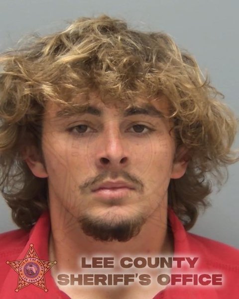 Mugshot of BLAKE ALLAN HAGIE