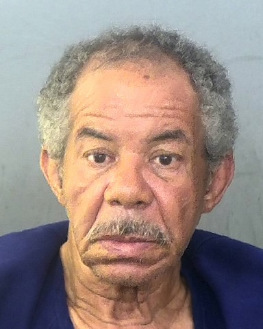 Mugshot of CLARK R CUMMINGS
