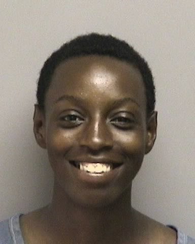 Mugshot of COURTNEY L CARTER