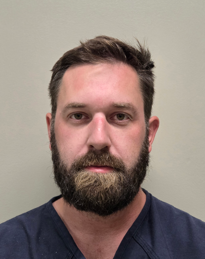 Mugshot of KYLE MACLEOD HENRY