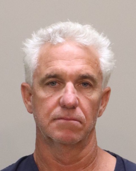 Mugshot of DAVID EDWIN HIEBERT