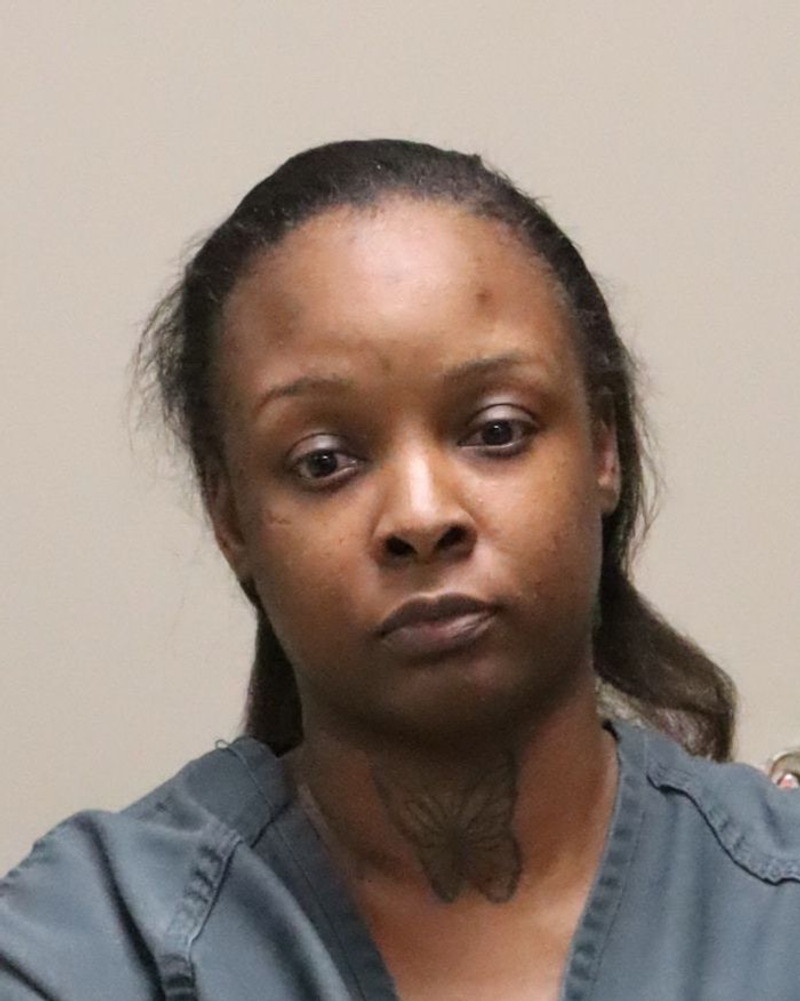 Mugshot of RAVEN RASHONDRA JOLLY
