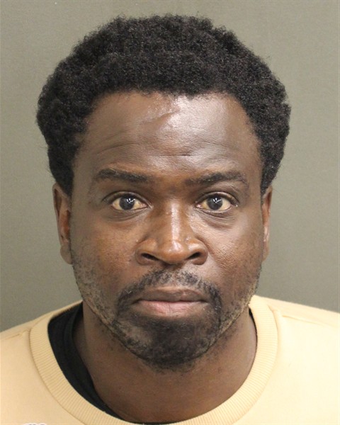 Mugshot of LUSMAR LUSTIN