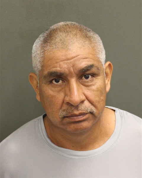 Mugshot of CARLOS GILESMALDONADO