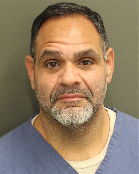 Mugshot of JONNATHAN GUITIERREZTORRES