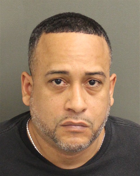Mugshot of ELVIN RAFEAL LOPEZCUADRADO