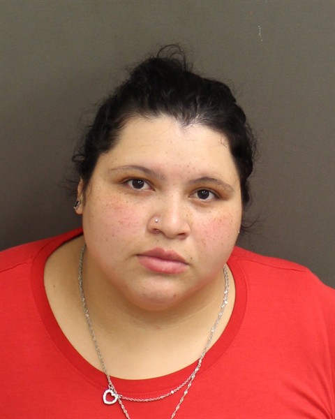 Mugshot of KIARALIZ AQUINOMARTINEZ