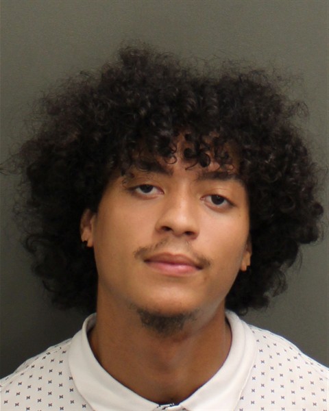 Mugshot of MIQUIEL ROSARIO