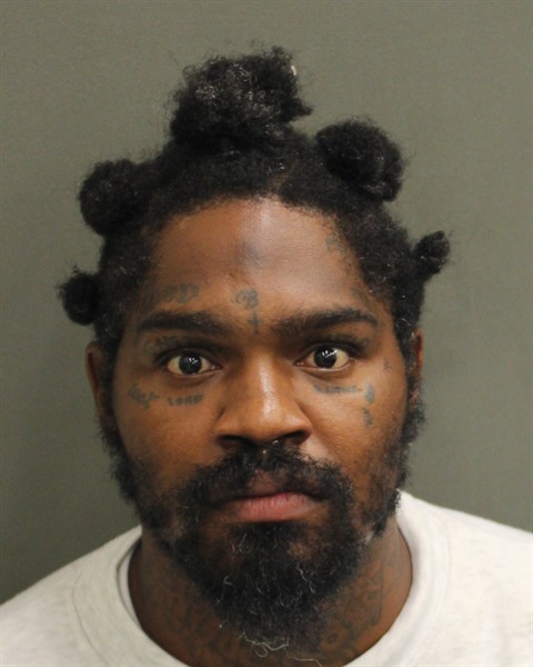 Mugshot of MICHAEL FITZGERALD J JR BLUE