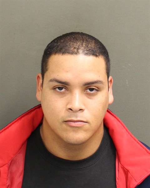 Mugshot of MOISES DANIEL MEDINAMOLINA