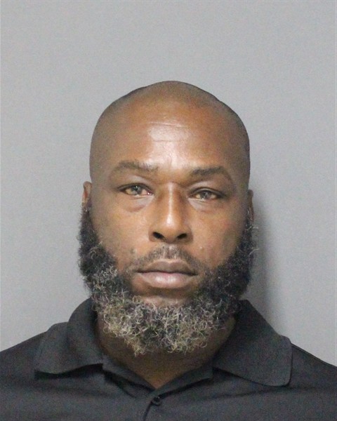 Mugshot of WILLIE JAMES JR BARNES