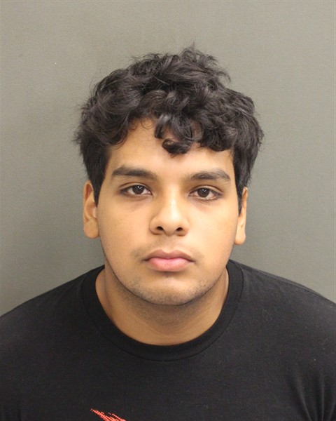 Mugshot of LUIS MANUEL NIVAR