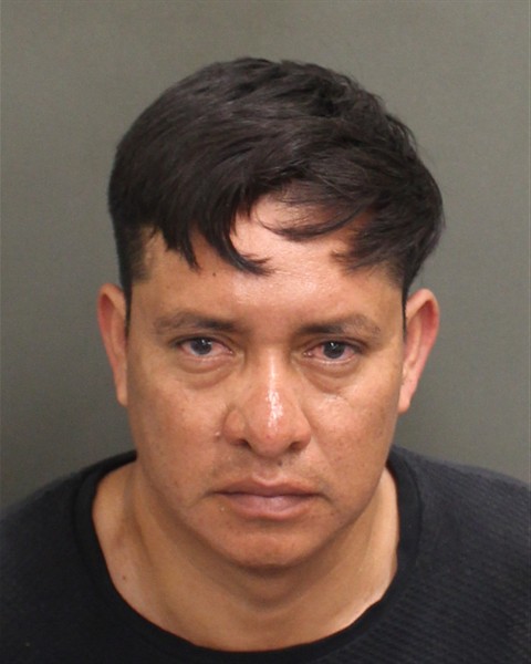 Mugshot of HUBER ROBLERO PEREZ