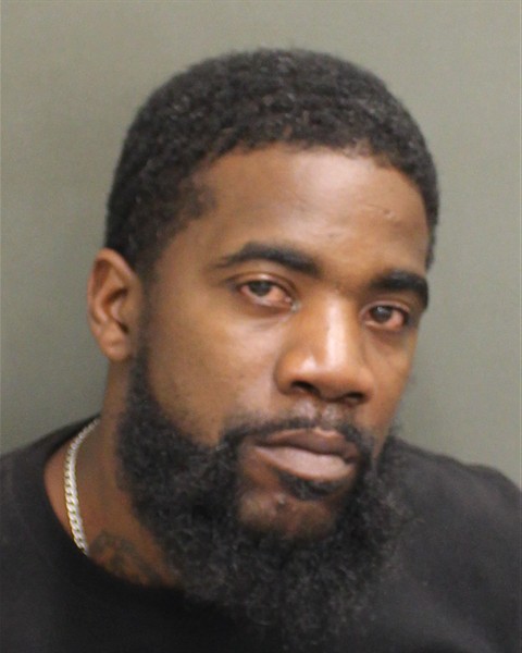Mugshot of TONY LORENZO JR HUGGINS
