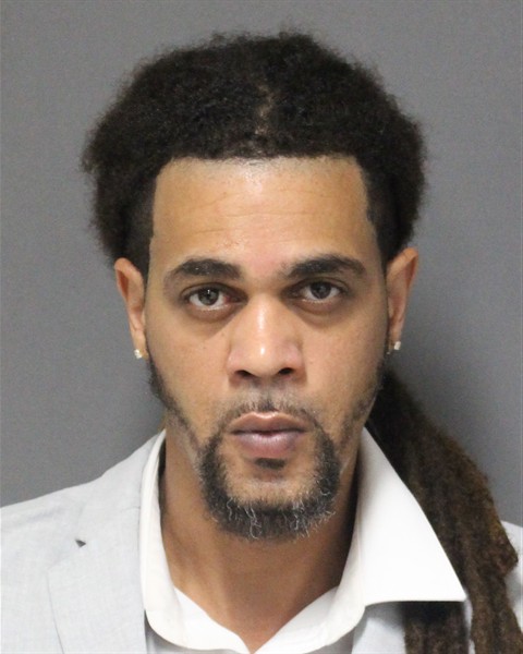 Mugshot of JULIAN PINNOCK