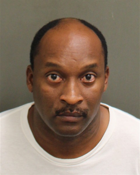 Mugshot of HANS MARCARTHUR AVRIL