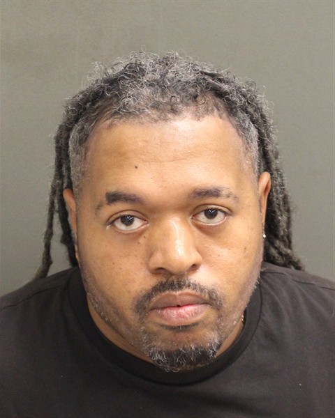 Mugshot of SHAUN S SMITH
