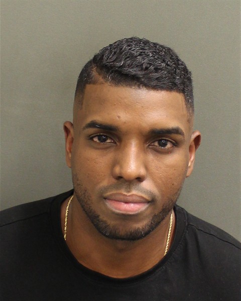 Mugshot of CARLOS MIGUEL SENCIONSOLANO