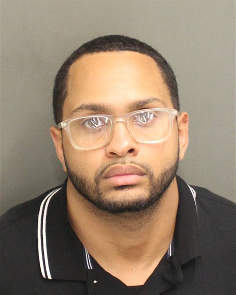 Mugshot of ROBERT JUNIOR TORRES