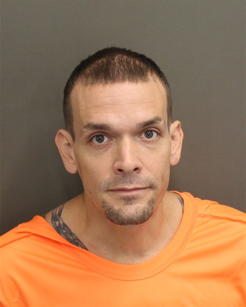 Mugshot of REYCITO IVAN AGUIRRESAENZ