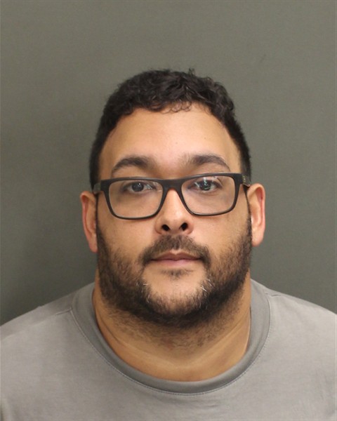 Mugshot of LUIS STANLEY VASQUEZ