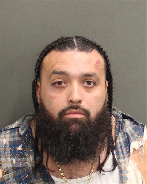 Mugshot of VICTOR MANUEL LOPEZ