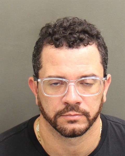 Mugshot of ELVIS LIONEL SOSA