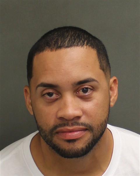 Mugshot of EDUARDO YESIER CENTENOROSARIO