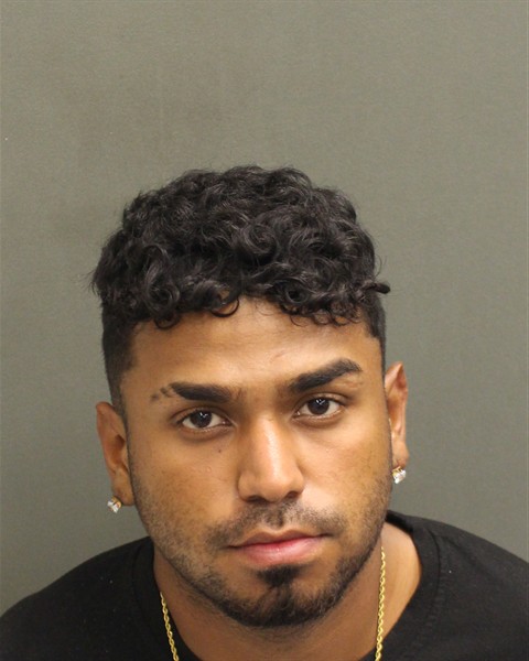 Mugshot of ROSEL ROBERTO SALGADOFLORES