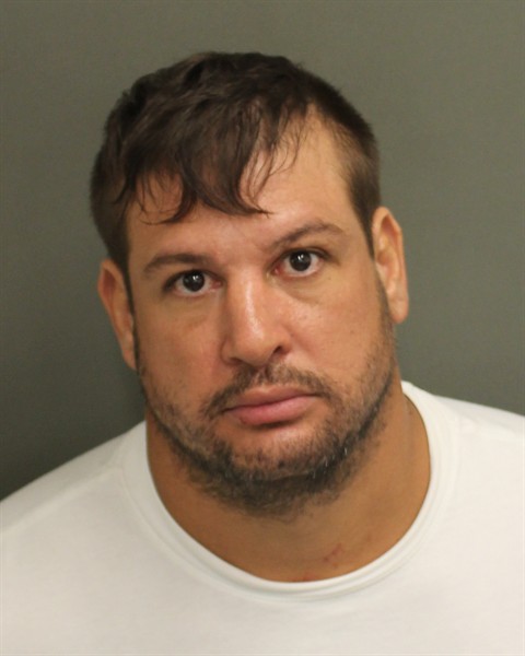 Mugshot of JULIO CESAR CAVASINNIPENA