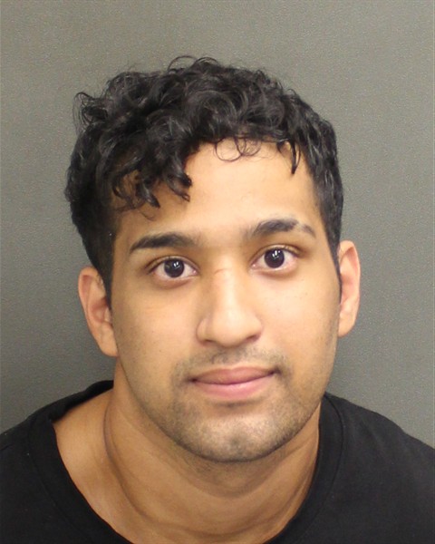 Mugshot of DAYKER JOSUE PERALES LOMBANO