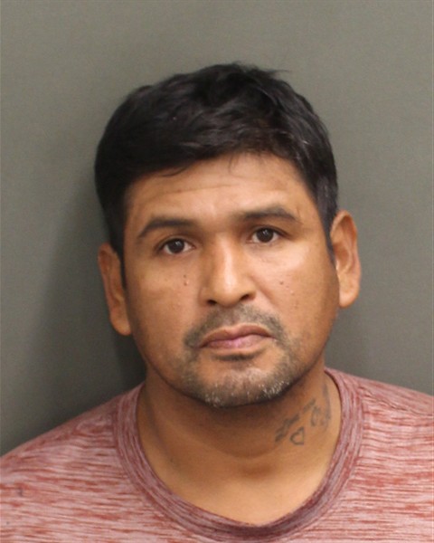 Mugshot of RIGOBERTO BERNON