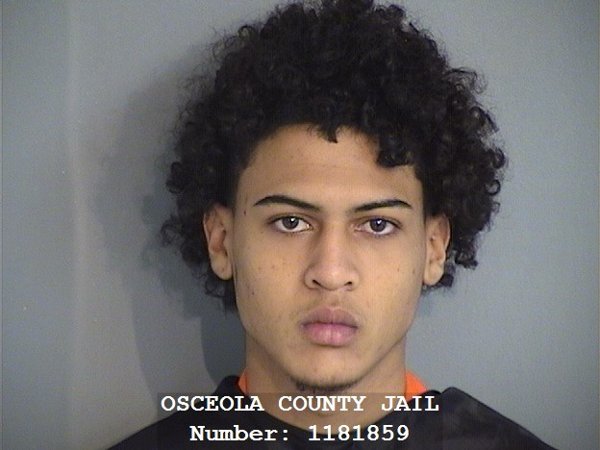 Mugshot of JOSUE YADIEL AGUILU-ORTA