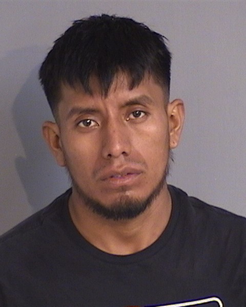 Mugshot of DUGLAS OSIEL BAMACA-GONZALEZ