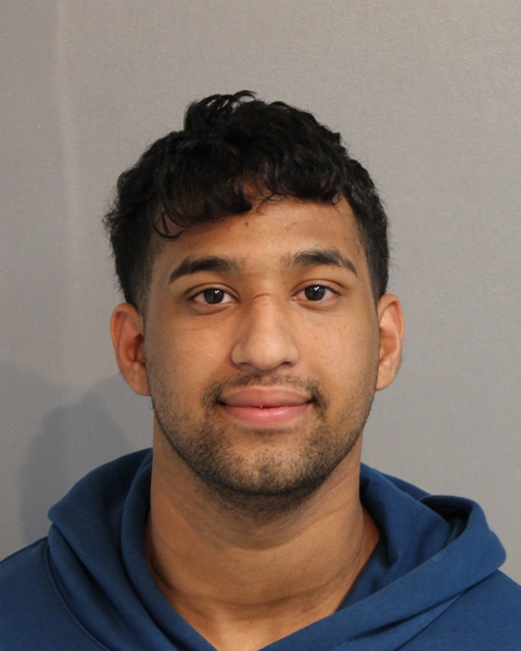 Mugshot of DAYKER JOSUE PERALES-LOMBANO