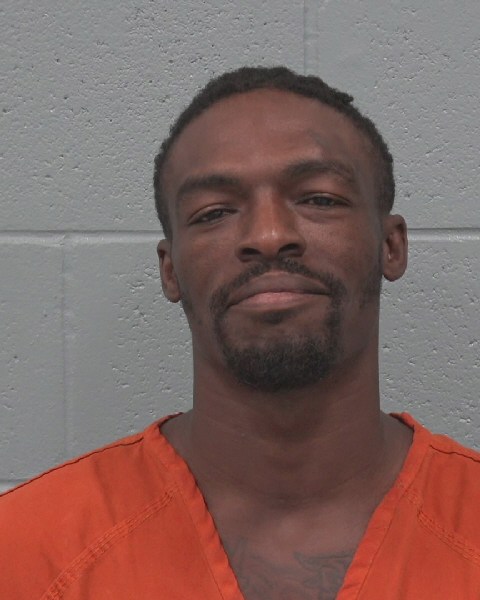 Mugshot of KADARIAN MARTINIQUE ROBINSON