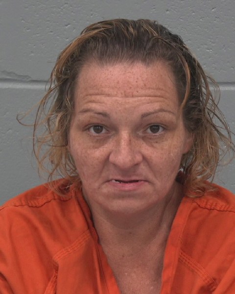 Mugshot of AMBER MAY OXENDINE