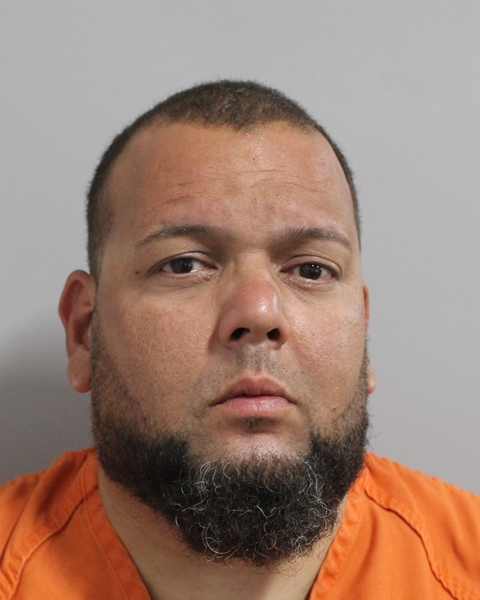 Mugshot of JONATHAN NARVAEZ-GUTIERREZ