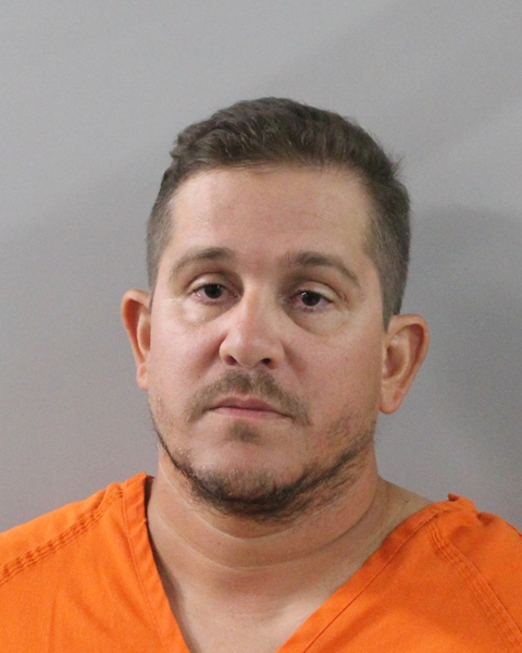 Mugshot of ERNESTO EMMANUEL TORRES