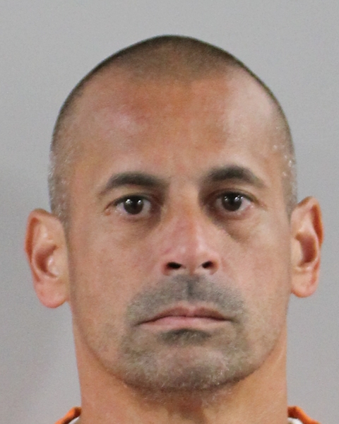 Mugshot of JONATHAN MATTHEW FLORES