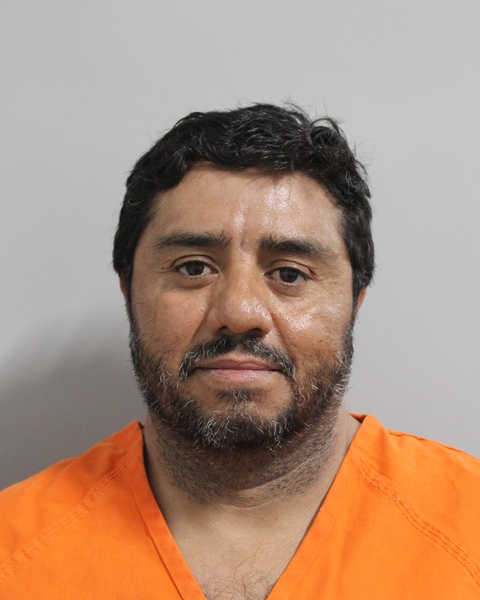 Mugshot of RAFAEL BECERRA-LEOS
