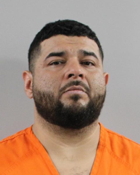 Mugshot of JOSE LUVIANO