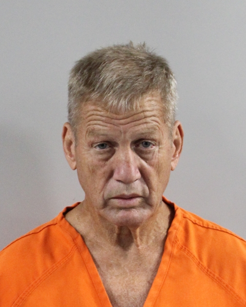 Mugshot of ROBERT WAYNE LOWE