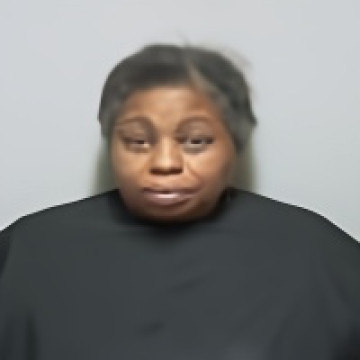 Mugshot of DEIDRA LASHELLE HENRY FAVORS